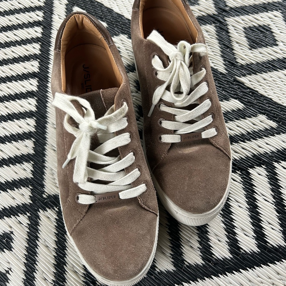 J/Slides Maya Sneaker - Taupe Soho Suede